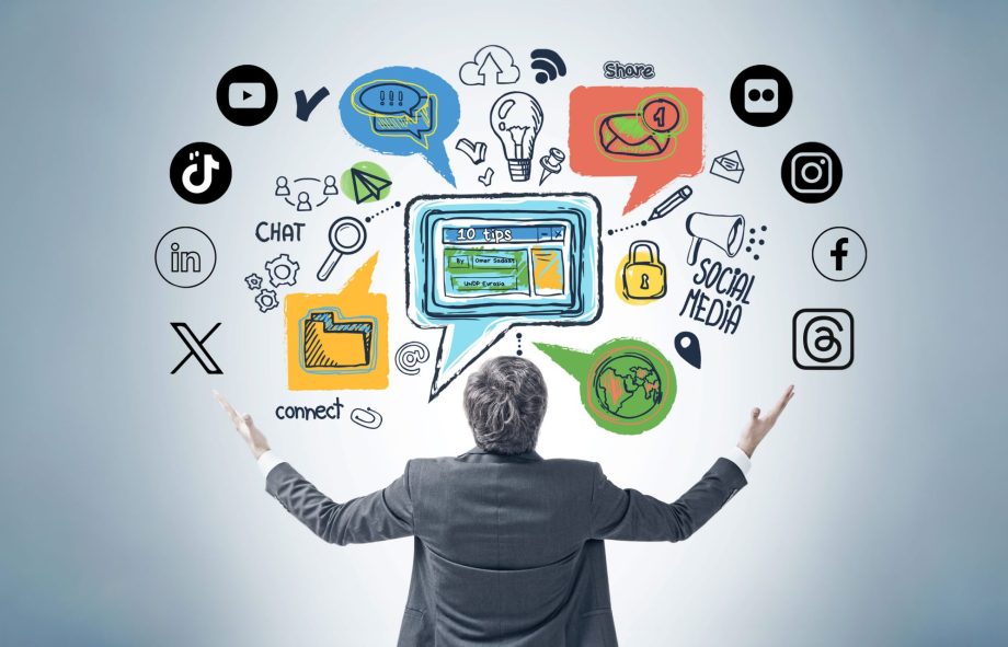 Visualizing how digital branding connects messaging, platforms, and customer touchpoints into one cohesive online presence.